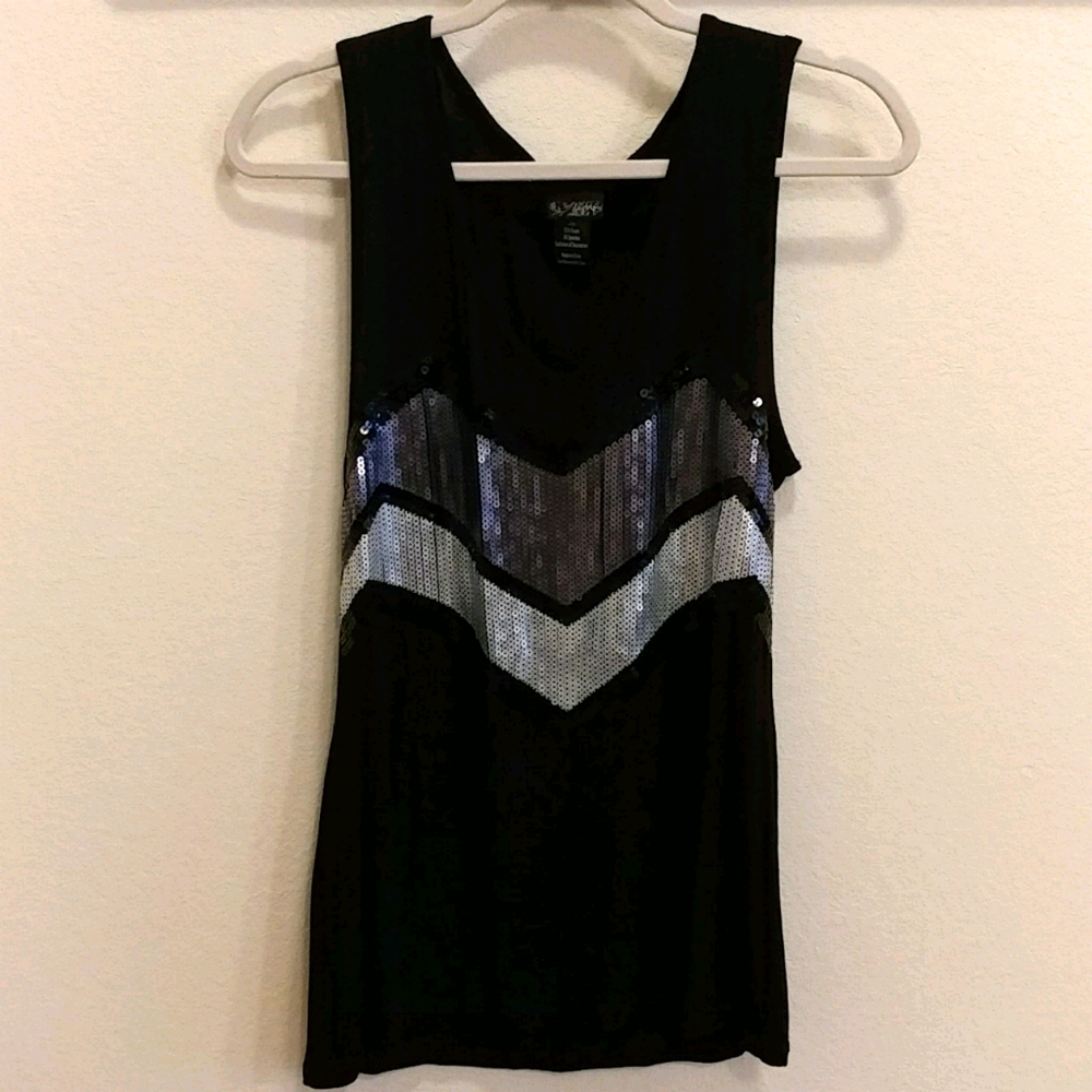 Sequin tank